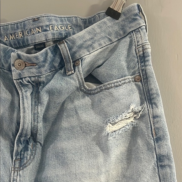 American Eagle Outfitters Blue Boyfriend Jeans Distressed Relaxed Fit - Picture 5 of 12